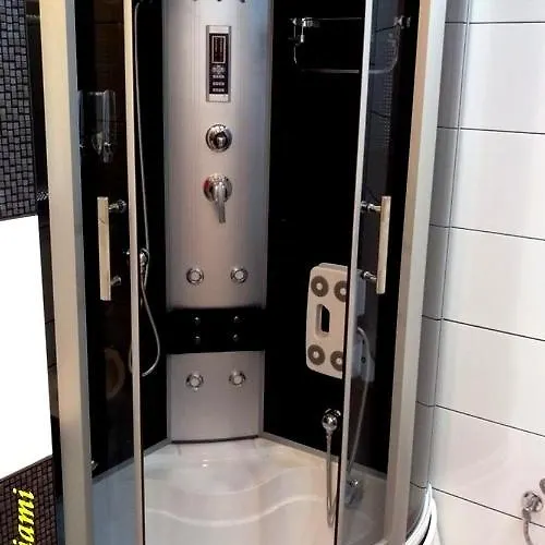 Pod Modrzewiami Ciche (Nowy Targ)